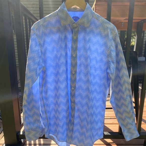 Good used condition blue bugatchi button down size Medium - Picture 3 of 6